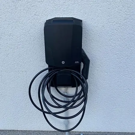 Unikat شقة *